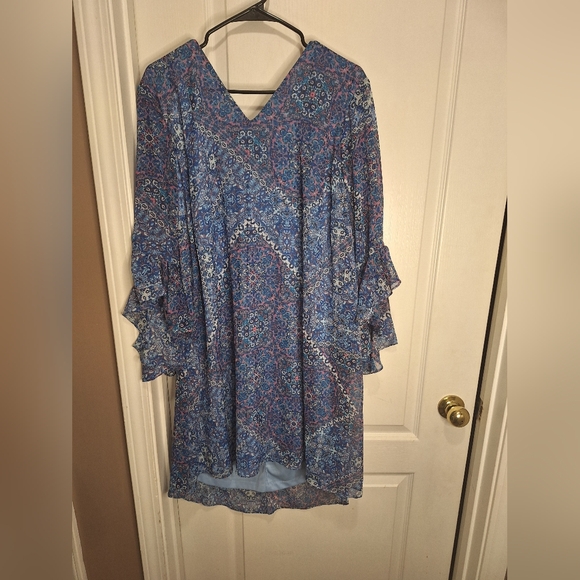 NWT / Calvin Klein Blue and White Floral Midi Dress - Picture 1 of 11